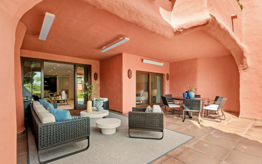 Ground Floor Apartment dans la zone Estepona