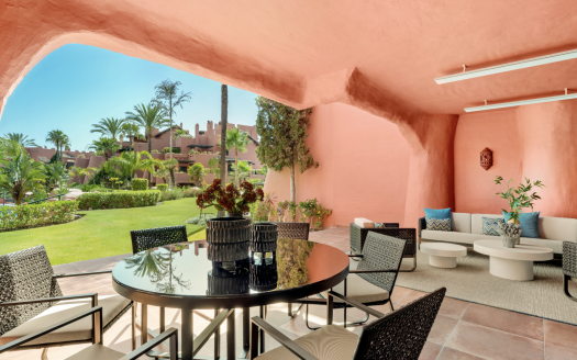 Ground Floor Apartment dans la zone Estepona