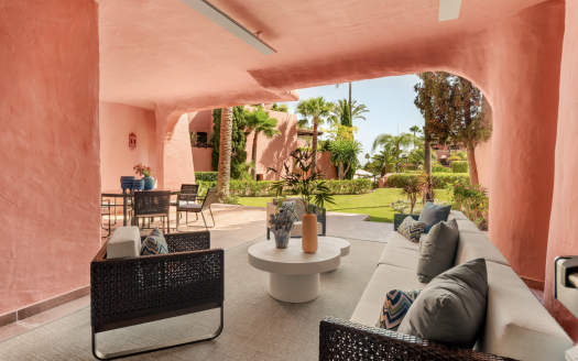 Ground Floor Apartment dans la zone Estepona